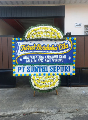 Papan Bunga Duka di Kayoa