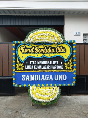 Papan Bunga Duka di Kayoa